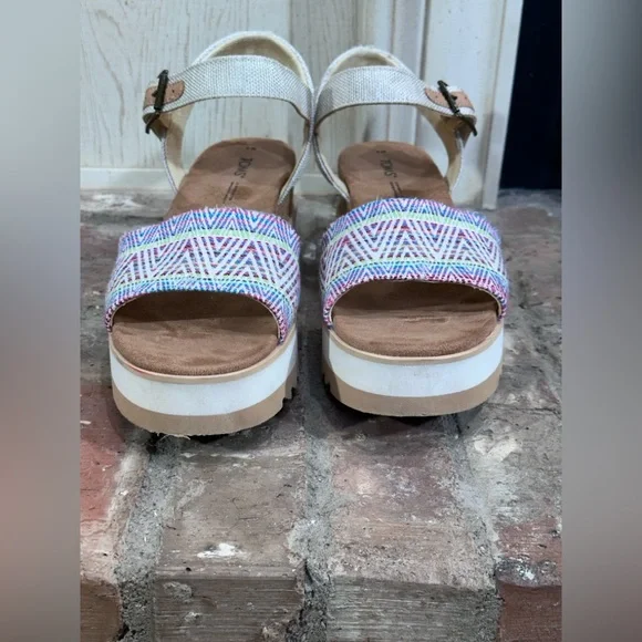 TOMS Diana Platform Wedge Sandals Size 9M – Rainbow Tribal Cork Heel Ankle Strap - Picture 1 of 10
